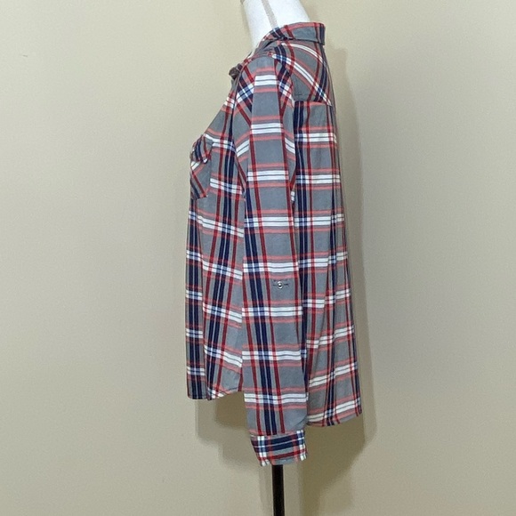 NWOT Passport woman’s Flannel shirt Size Xl but fit size Large Run smaller - Picture 5 of 6